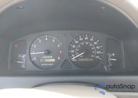 2000 Toyota Corolla Le z USA, uszkodzony, nr VIN 2T1BR12E7YC354029